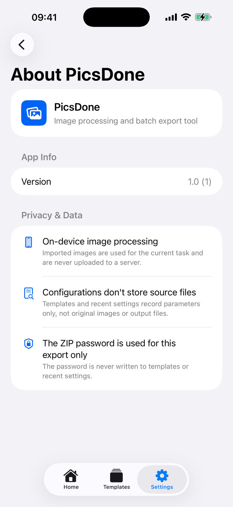 PicsDone About screen with privacy notes: on-device image processing, configurations don't store source files, ZIP password used for this export only